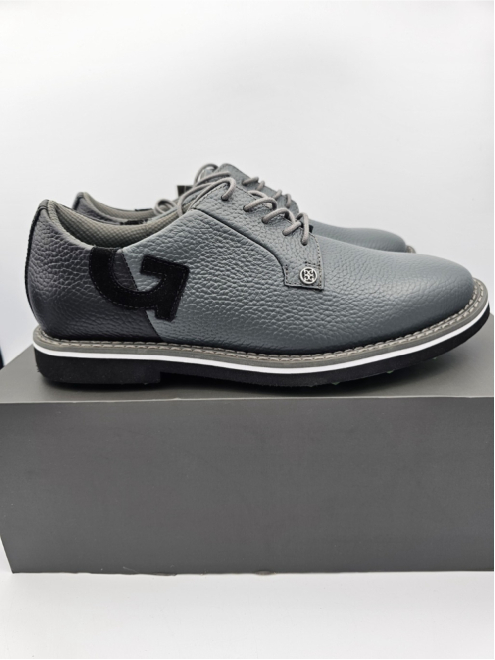 G/FORE Gallivanter Pebble Leather Two Tone Golf Shoes Mens Size 8 Charcoal